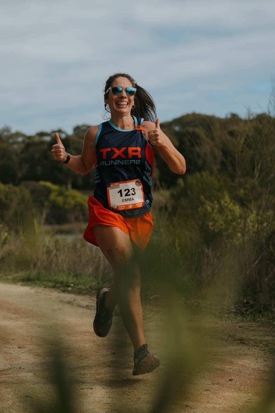 Devilbend runners on course